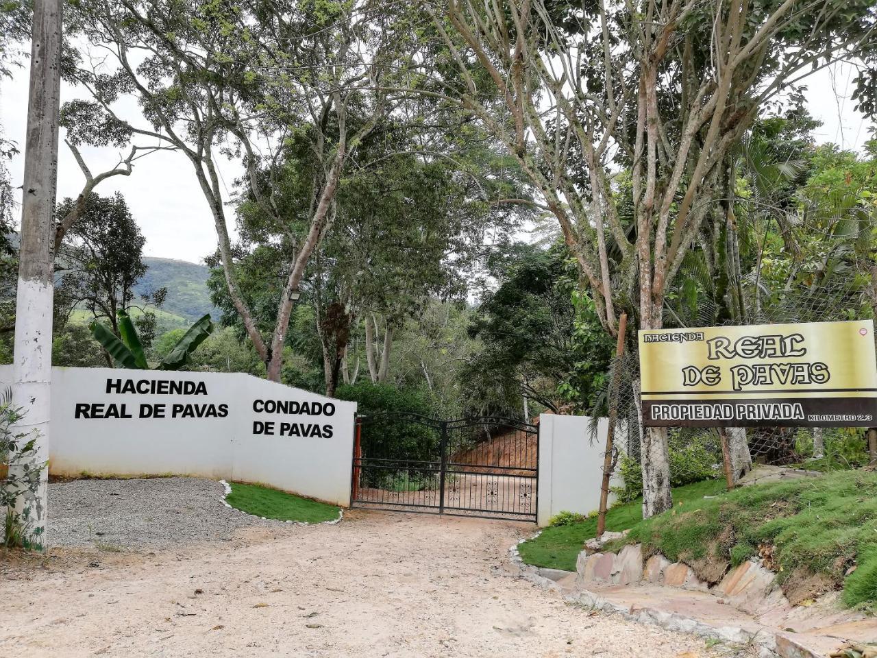 Condado De Pavas De Bucaramanga Hotel Флоридабланка Екстериор снимка
