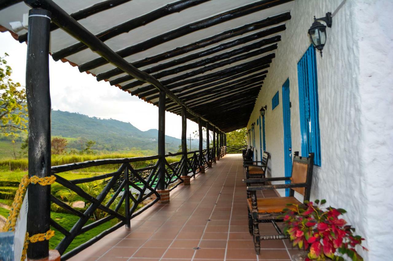 Condado De Pavas De Bucaramanga Hotel Флоридабланка Екстериор снимка